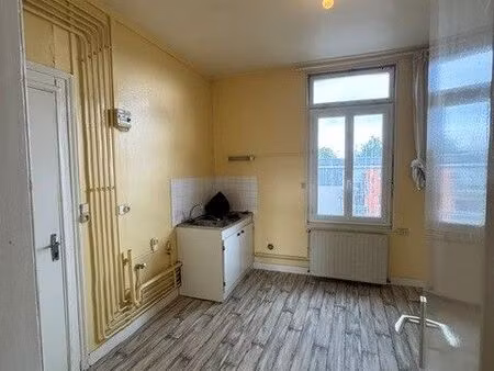 loue f2 centre ville