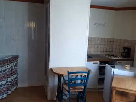 chambre meublée