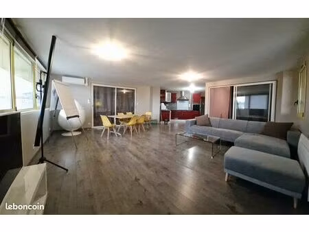 à louer – appartement 3 pièces de 102 m² – chemaudin et vaux