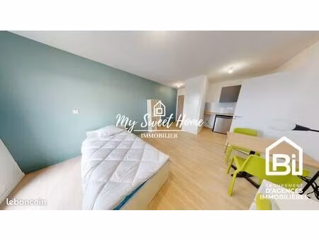 studio 1 pièce 26 m²