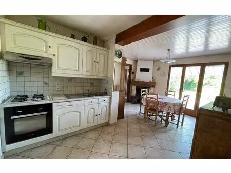 maison guillaucourt m² t-5 à vendre  159 500 €