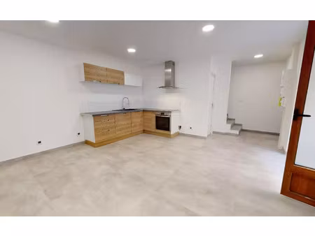location maison  m² t-4 à pont-d'ain  711 €