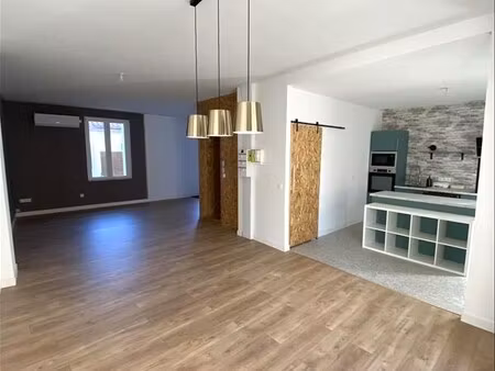 maison - 132 m2 - 5 pièces - non meublé
