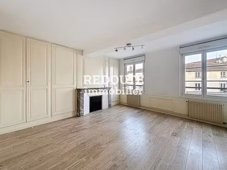 bel appartement 2 pièces de 65 m² proche centre-ville !