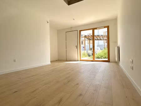 appartement en duplex cornebarrieu 3 pièce(s) 72.04 m2