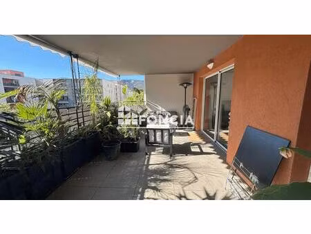 à vendre – superbe t3 de 59 m² avec grande terrasse de 23m2 au lavandou