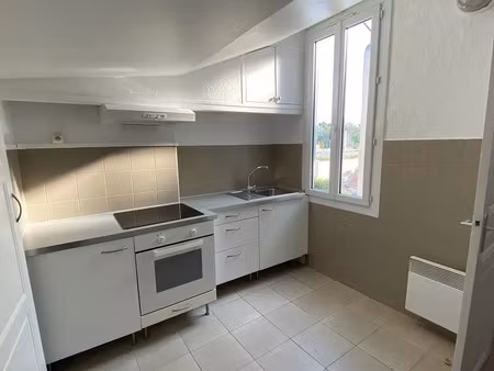 location appartement 2 pièces 36 m² à marseille 10 (13010)