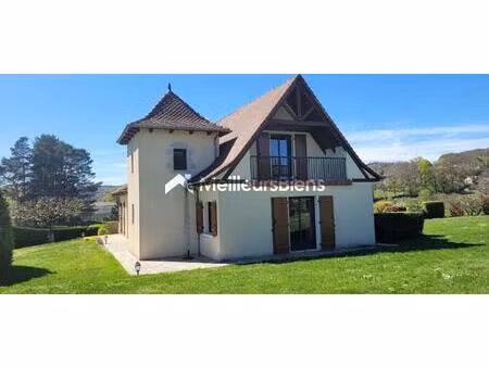 très belle maison avec terrain
