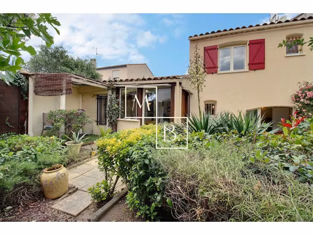 croix d'argent  maison t5 de 126 m2 avec jardin et véranda