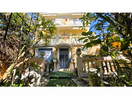 vente maison 4 pièces 130 m² nice (06100)