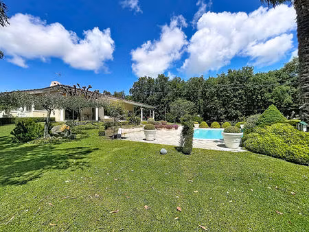 maison d'architecte sur le golf de téoula