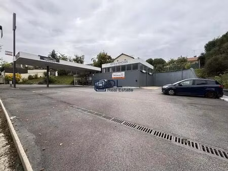 vente entrepôt fontenay le fleury 78330 250m²