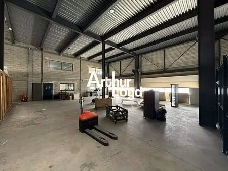 location local d’activités frejus 83600 280m²