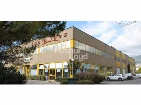 location local d’activités grasse 06130 164m²