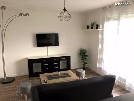 ? appartement 4 pièces 77m² – meublé & équipé – parking – cave – 10 min de nantes