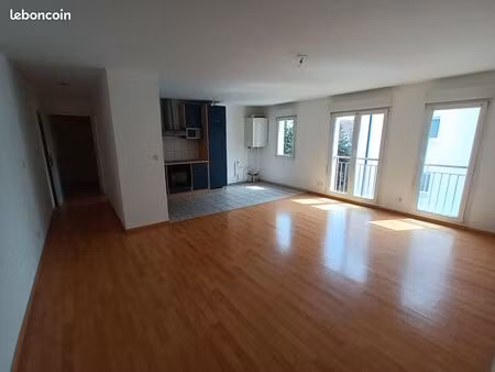 appartement 3 pièces 77 m²