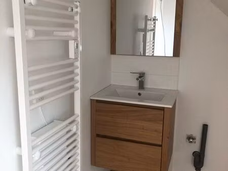 loue appartement ecuires