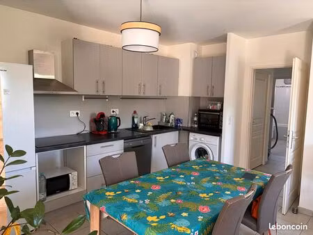 appartement 3 pièces 65 m²
