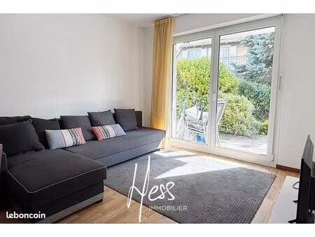 début robertsau - agréable 2p avec terrasse et jardin privatif