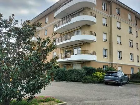 appartement 2 pièces 67 m²