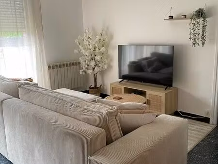 appartement t2 bauvin avec terrasse et jardin