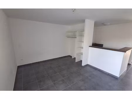 appartement cayenne 28.8 m² t-1 à vendre  105 000 €