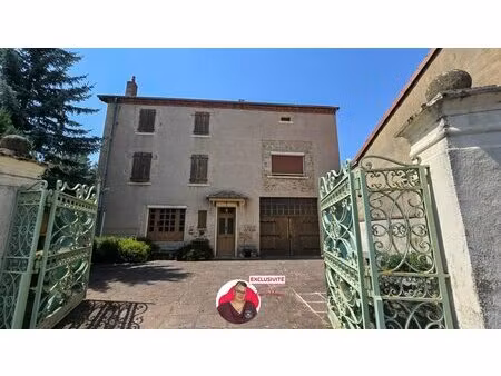 grande propriété en 2 parties pour un total de 640 m² sur petit jardin