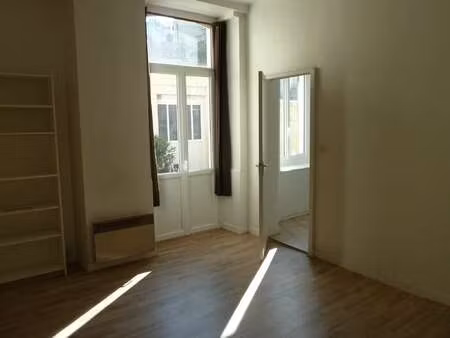 location appartement t1 à nantes centre ville (44000) : à louer t1 / 36m² nantes centre vi