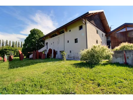 apprtement duplex en état plateau brut de 206 m² à reignier
