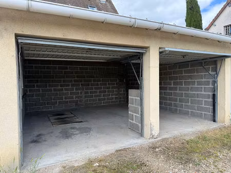 parking / box ivry la bataille