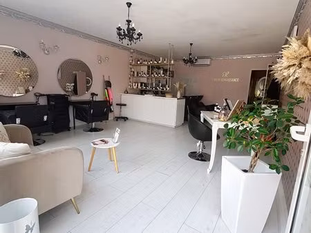 mougins   local à louer