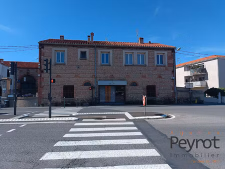 local commercial / professionnel perpignan de 131m²