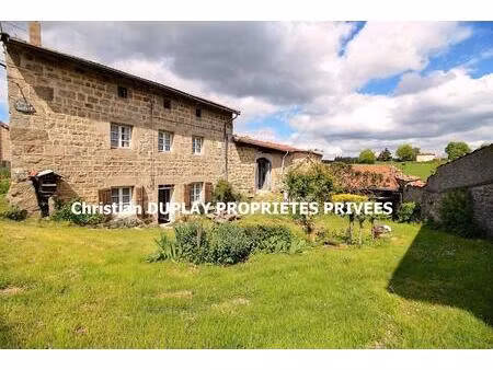entre saint genest malifaux et marlhes 42660 corps de ferme en pierre sur environ 914m² de