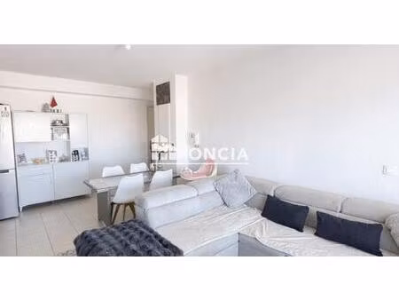 montpellier près d'arènes t4 79 m2 2 stationnements