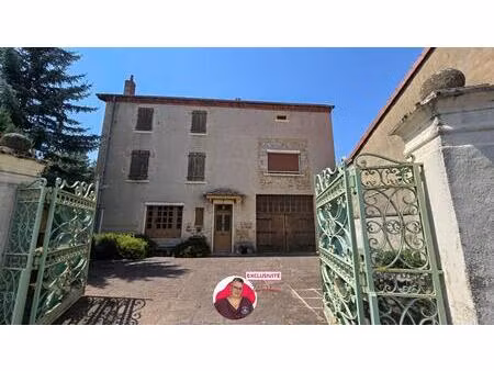 grande propriété en 2 parties pour un total de 640 m² sur petit jardin