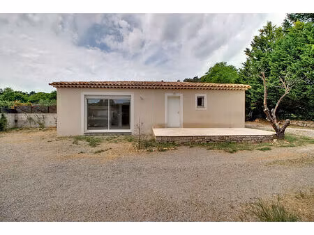 a vendre en exclusivite ! maison à entrecasteaux 3 pièces 85 m2