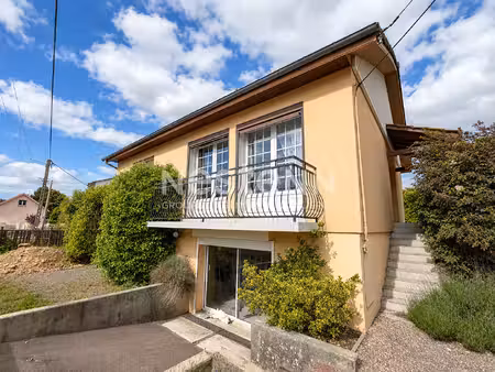 pavillon de 3 chambres sur sous-sol à froncles plus de 150m2 et terrain proposé à 140 000€