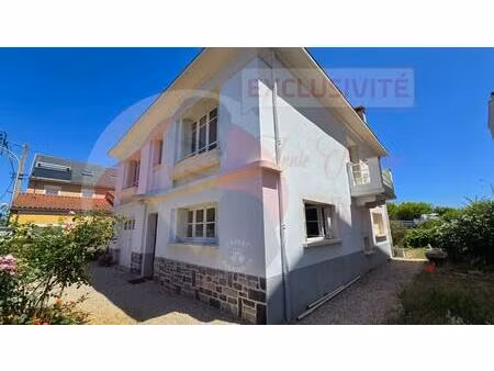 maison 150 m²  4 chambres  garage et jardin en centre ville  possible 2 appts