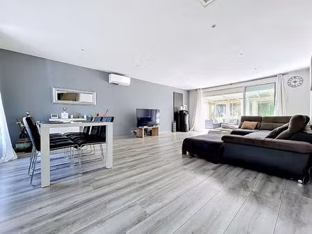maison 155m² environ  quartier idéal