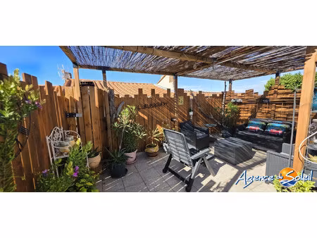 jolie maison de village avec belle terrasse