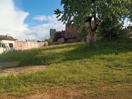 terrain 946 m2