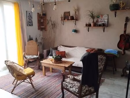 appartement t4 90 m2  parking  garage et espace vert