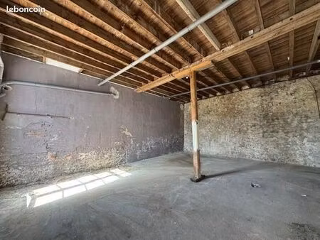 garage 66 m² angouleme