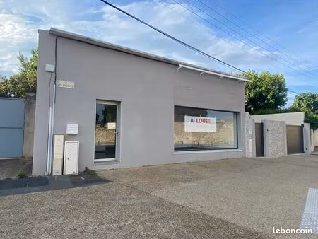 local à louer 47m2
