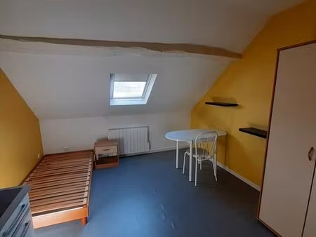 studio entièrement meublé proche esiee/esad et du centre ville