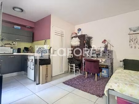 location appartement t1 à bressuire (79300) : à louer t1 / 18m² bressuire