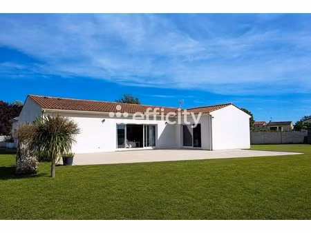 maison 8 pièces - 205 m²
