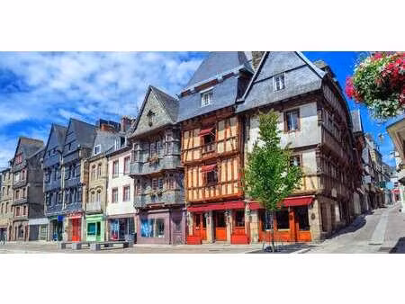 vente bureaux et commerces à lannion (22300) : à vendre / lannion