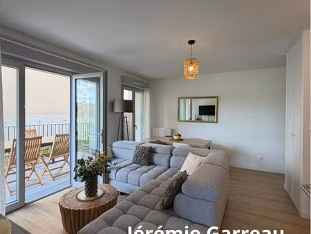 vous recherchez un t2 récent avec une belle terrasse ?...