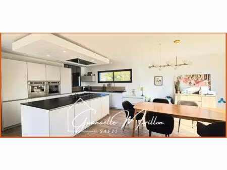 rare  vue dégagée  1 sdb par ch  sous sol 160m²